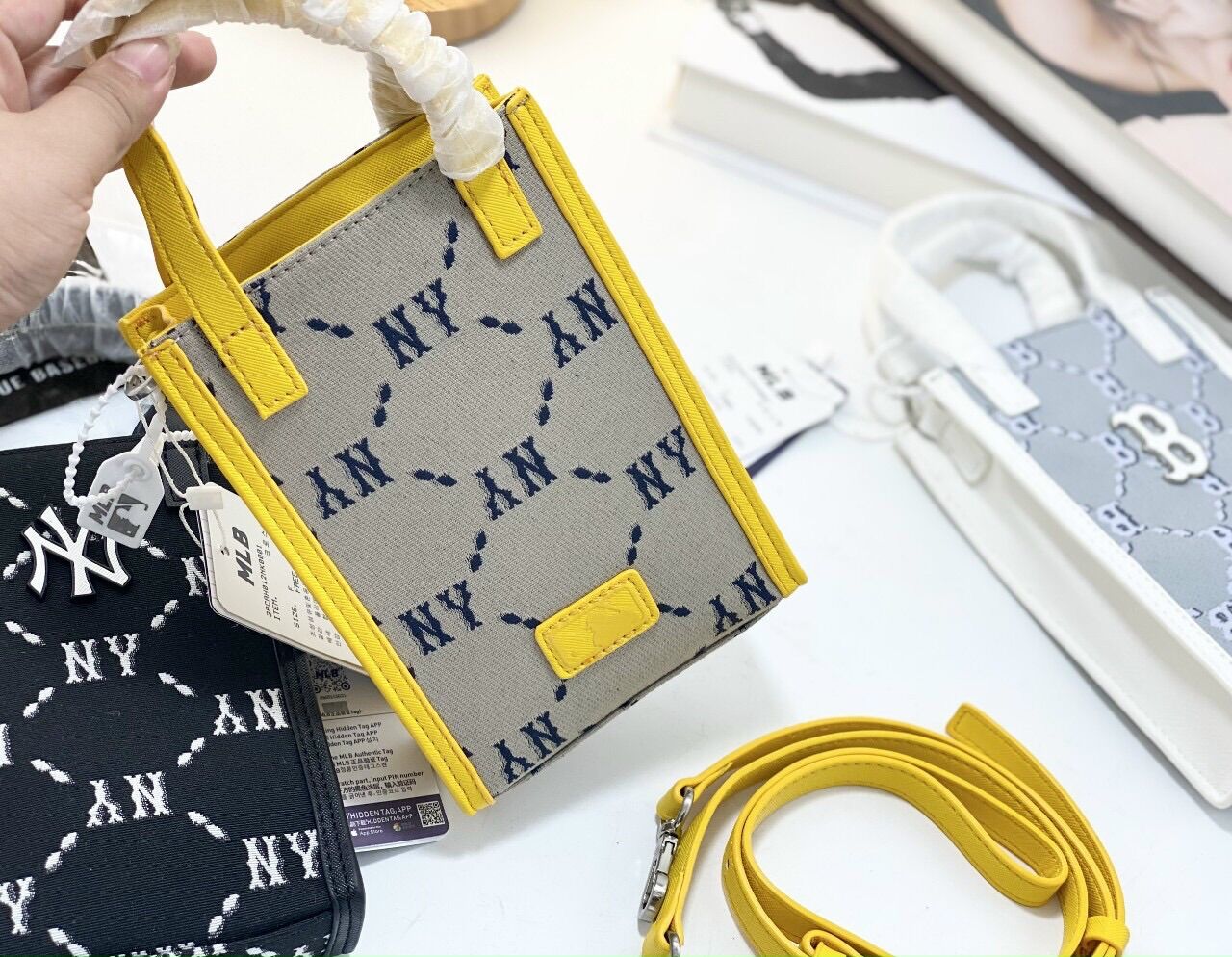 [Hàng Chuẩn] Túi xách ny phone mini monogram đeo chéo Full Tag code Túi hàng đẹp