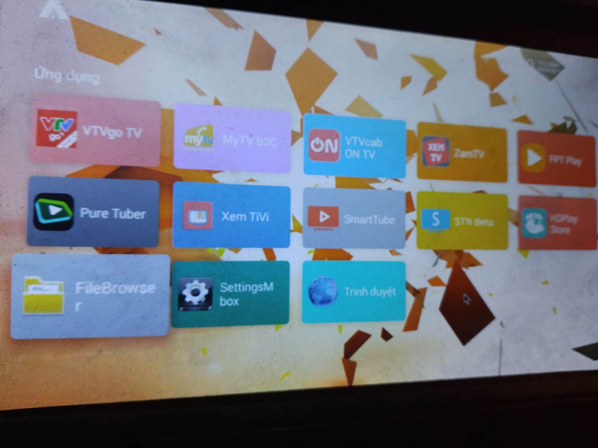 (fullbox,đầy đủ phụ kiện) Android tivi box Vnpt Amlogic S805 android Kitkat ram 2gb, rom 8gb, đang bị treo logo, đầy đủ phụ kiện