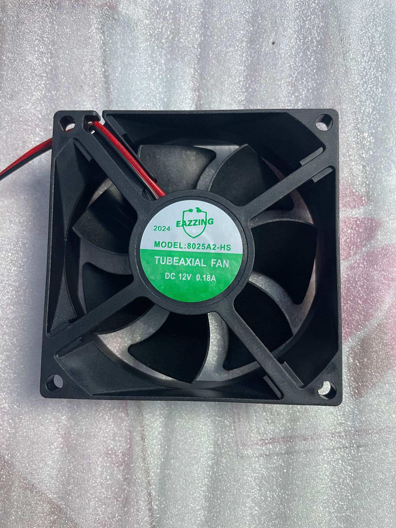 Quạt tản nhiệt 12v hàng tốt 8x8x2.5cm