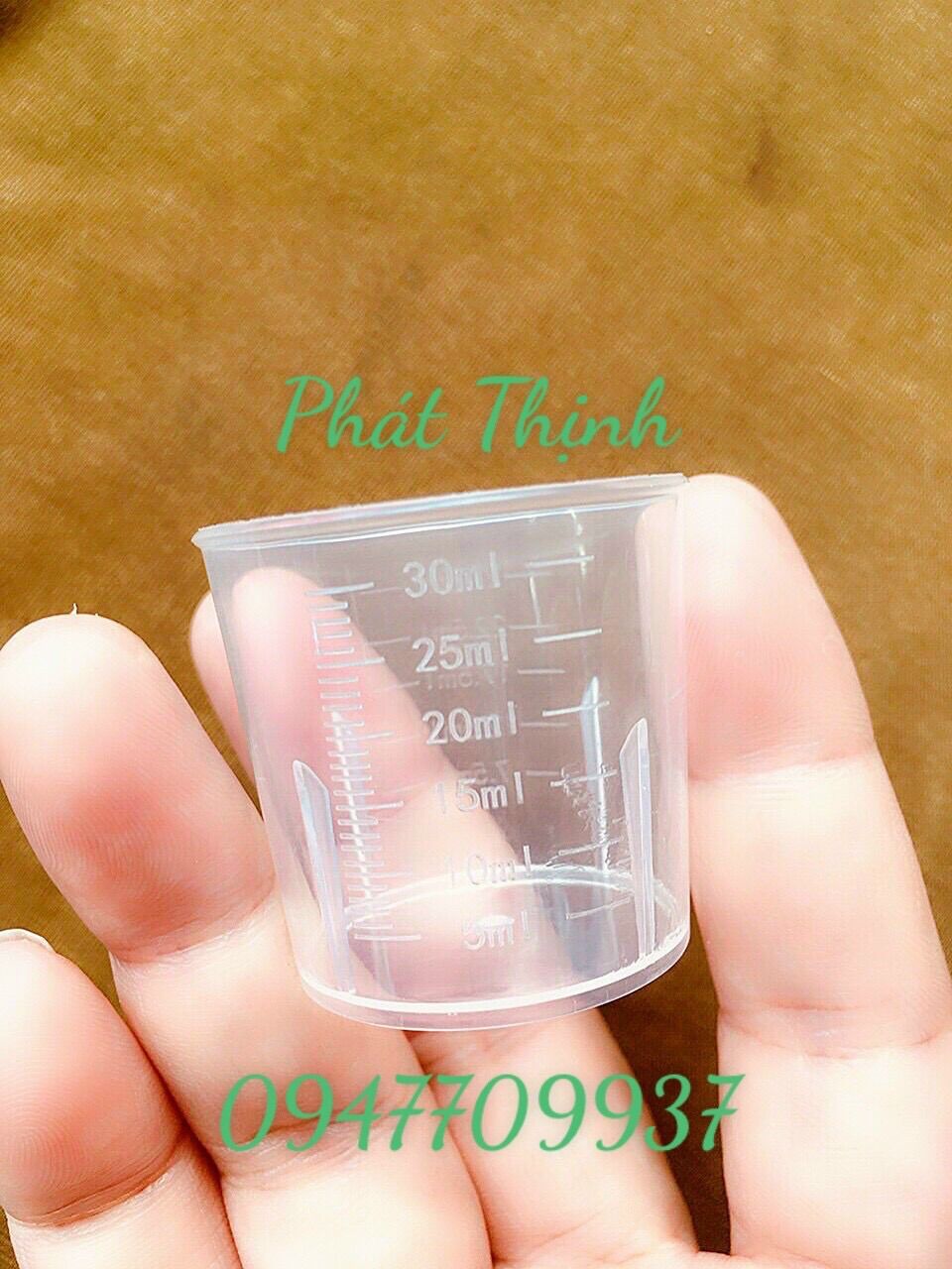 Cốc chia vạch 30ml dùng để đo lường nước, phân bón