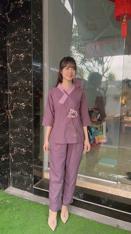 Đồ lam 1 nút kate thêu hoa nữ