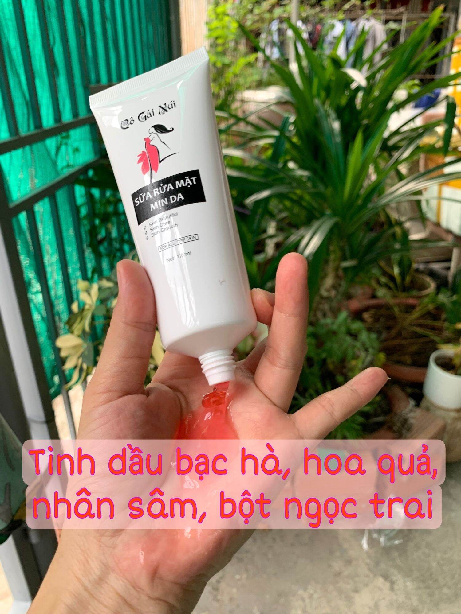 Sữa rửa mặt CÔ GÁI NÚI