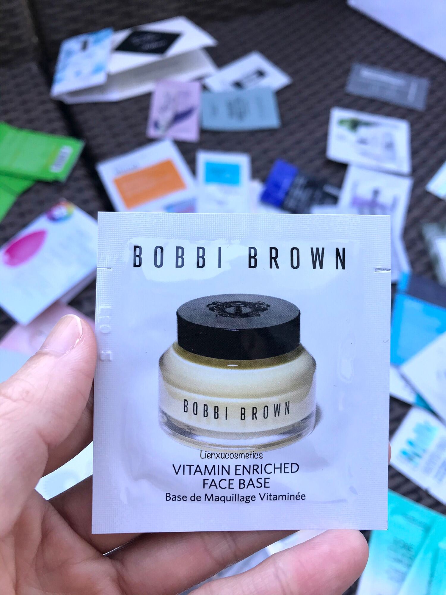Gói kem lót Bobbi brown vitamin enriched face base 1.5ml/ gói