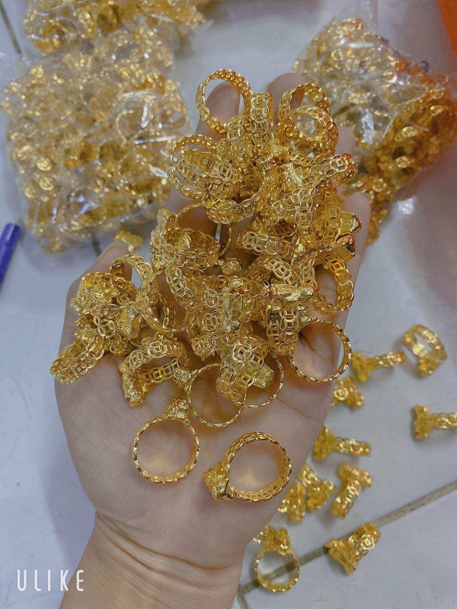 Kim tiền tỳ hưu hút tài lộc, vận may. Màu 18k cực chuẩn