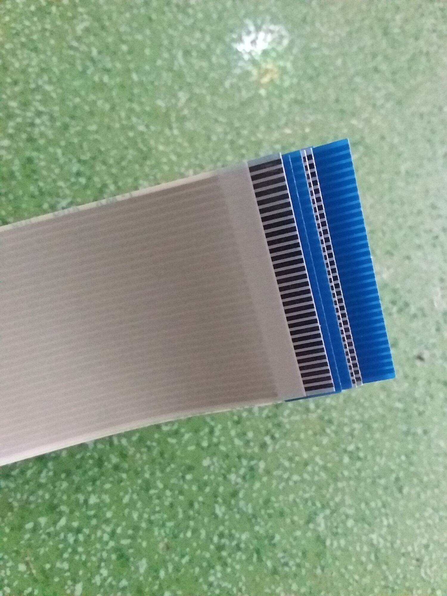 1 CHIẾC CÁP FFC   1.OMM -30PIN