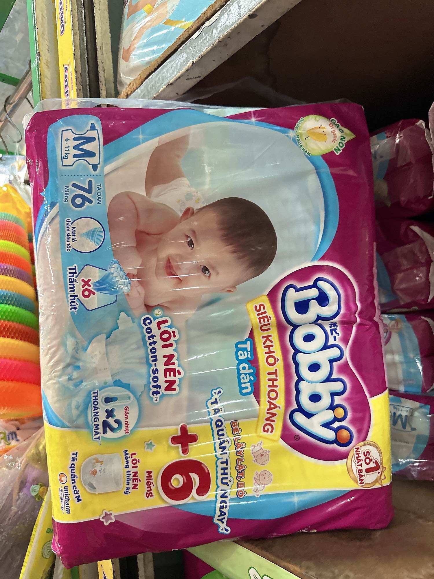 TÃ DÁN BOBBY SIÊU THOÁNG SIZE M 76 MIẾNG (6- 10kg)