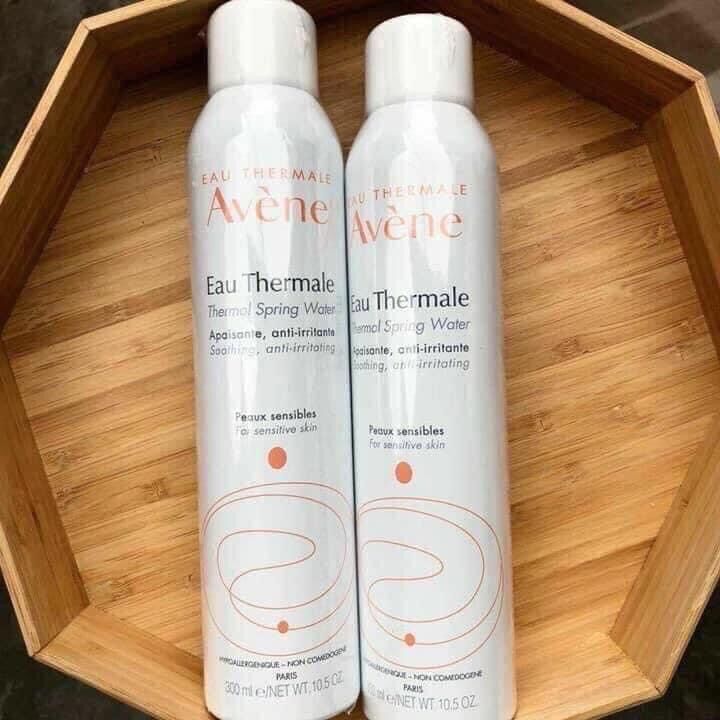 Xịt khoáng cấp ẩm Avene Eau Thermal 300ml