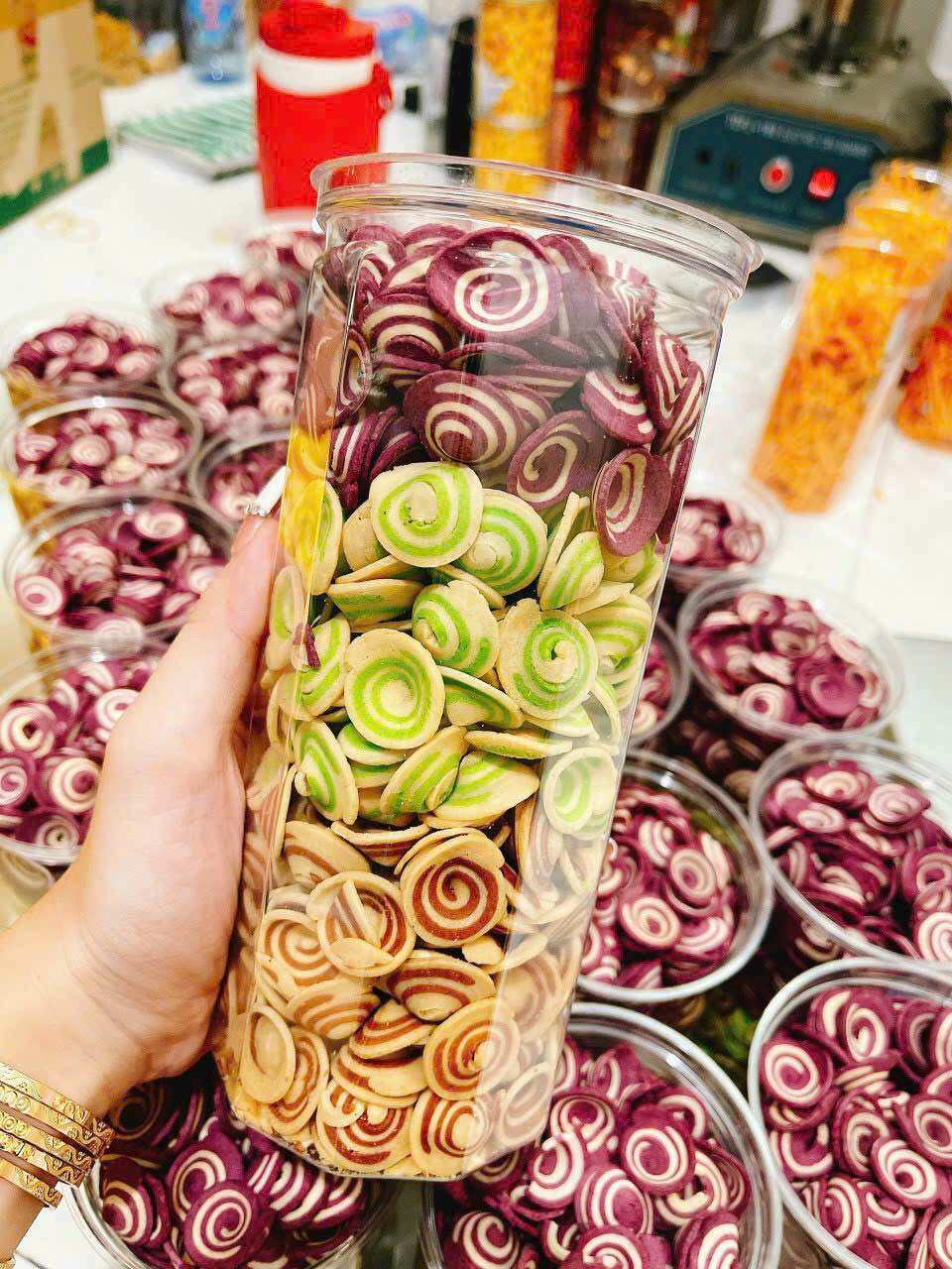 TAI NHÍ MIX 3 VỊ ( Socola, matcha, khoai môn) 350GRAM