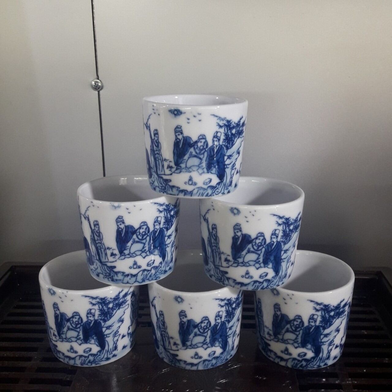 BỘ 6 CỐC UỐNG TRÀ THẤT LÂM TRÚC HIỀN/ CÔNG DỤNG: UỐNG TRÀ, UỐNG NƯỚC./ NƠI SẢN XUẤT BÁT TRÀNG VIỆT NAM/ THƯƠNG HIỆU GỐM TÌNH