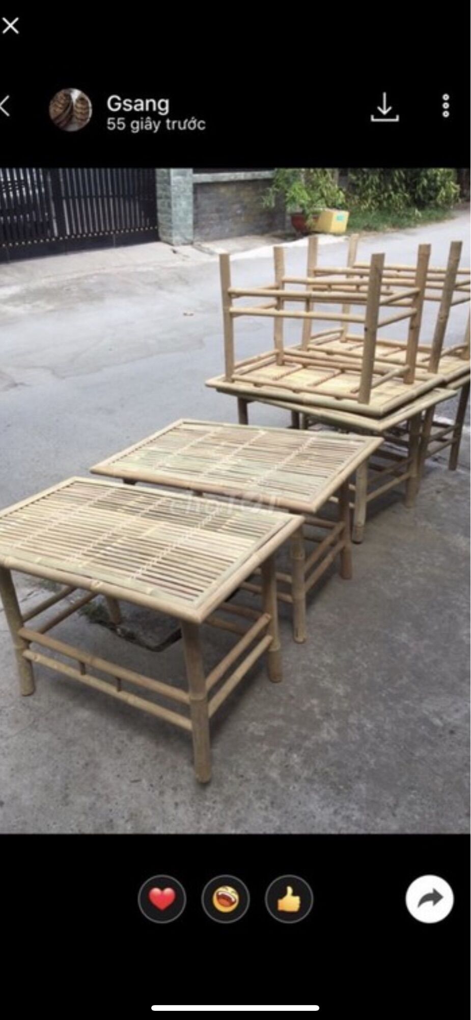 Bàn tre chân cố định