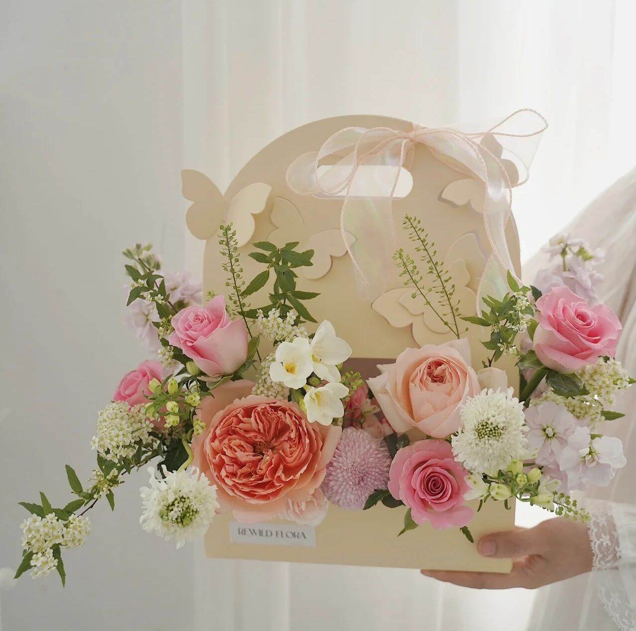 Túi giấy cánh bướm 3d.