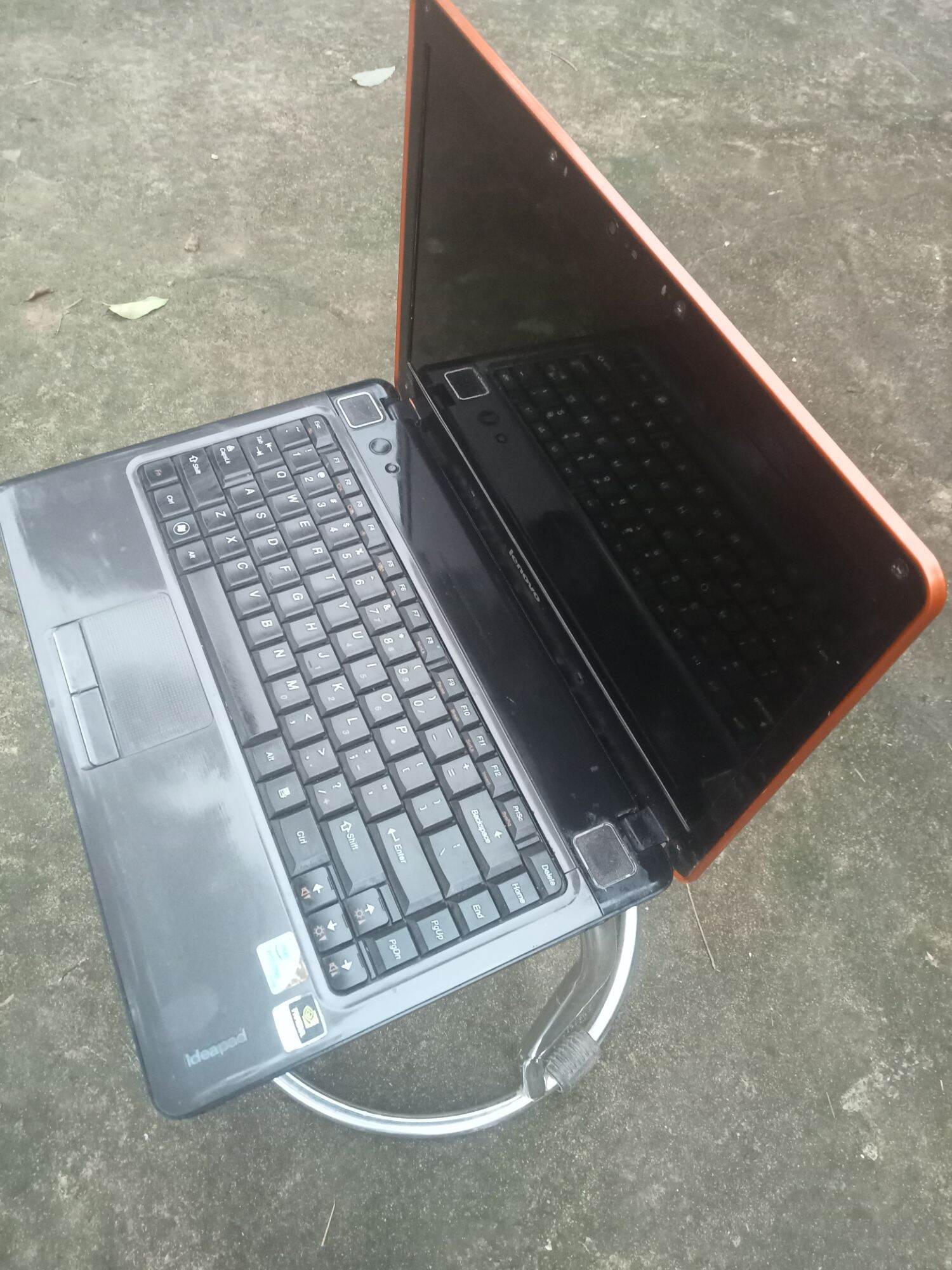 Bảng giá Laptop giá rẻ. Laptop Lenovo Y450 Phong Vũ