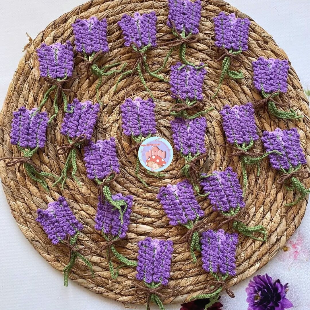 Ghim cài áo handmade bằng len
