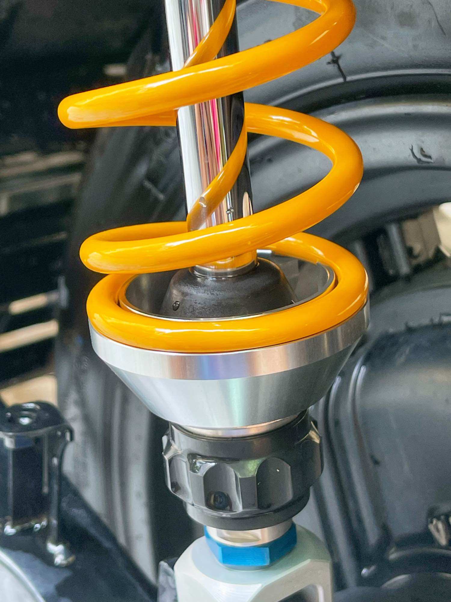 Chén phuộc Ohlins Cnc