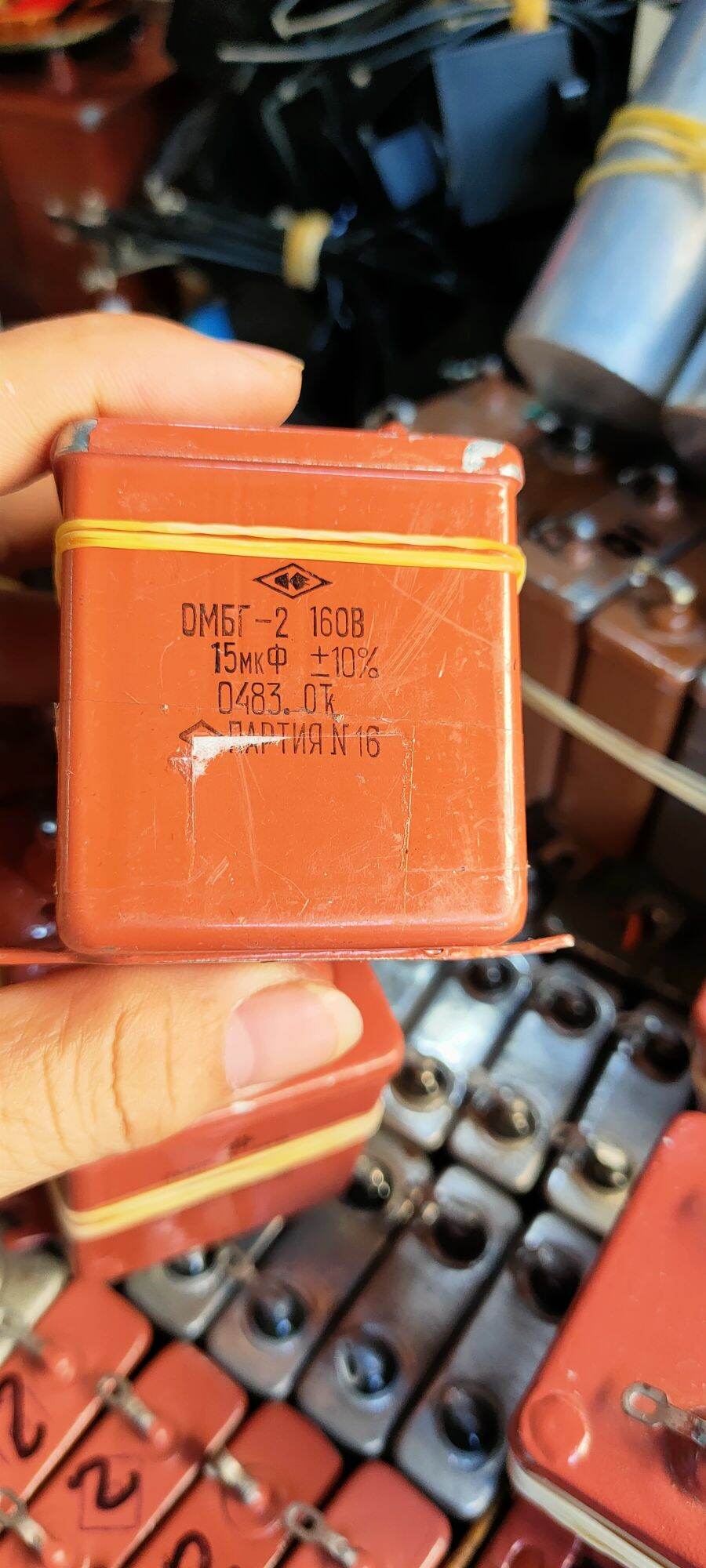 Tụ nga 15uf 160v