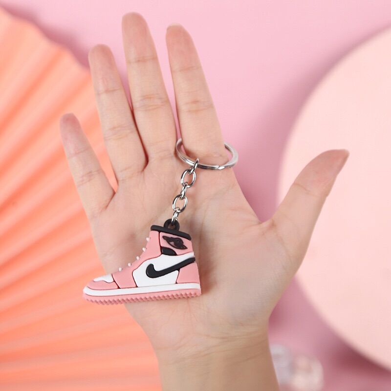 Sỉ 10 móc khoá in hình chiếc giày