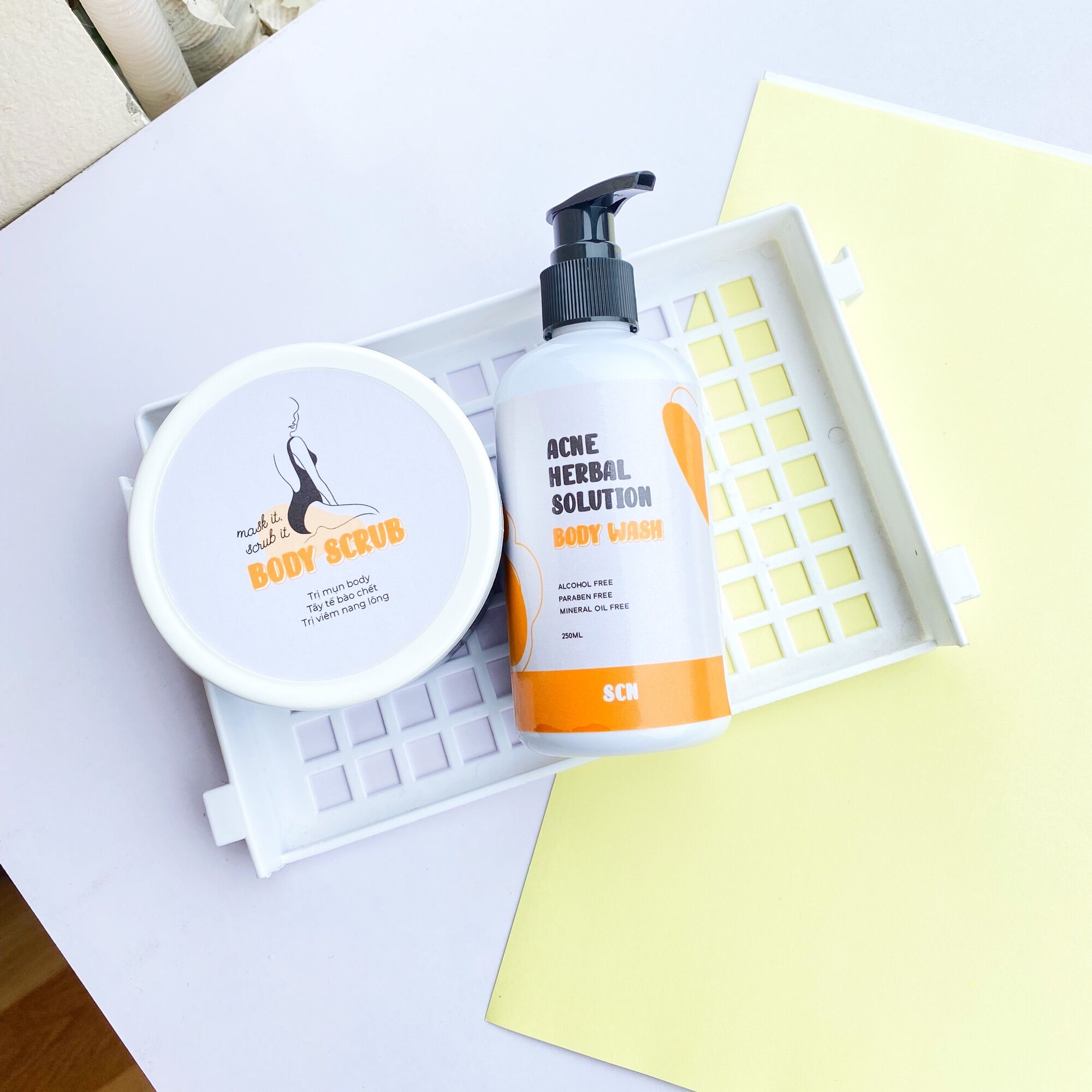 Bộ sữa tắm scrub mụn, viêm nang - scn