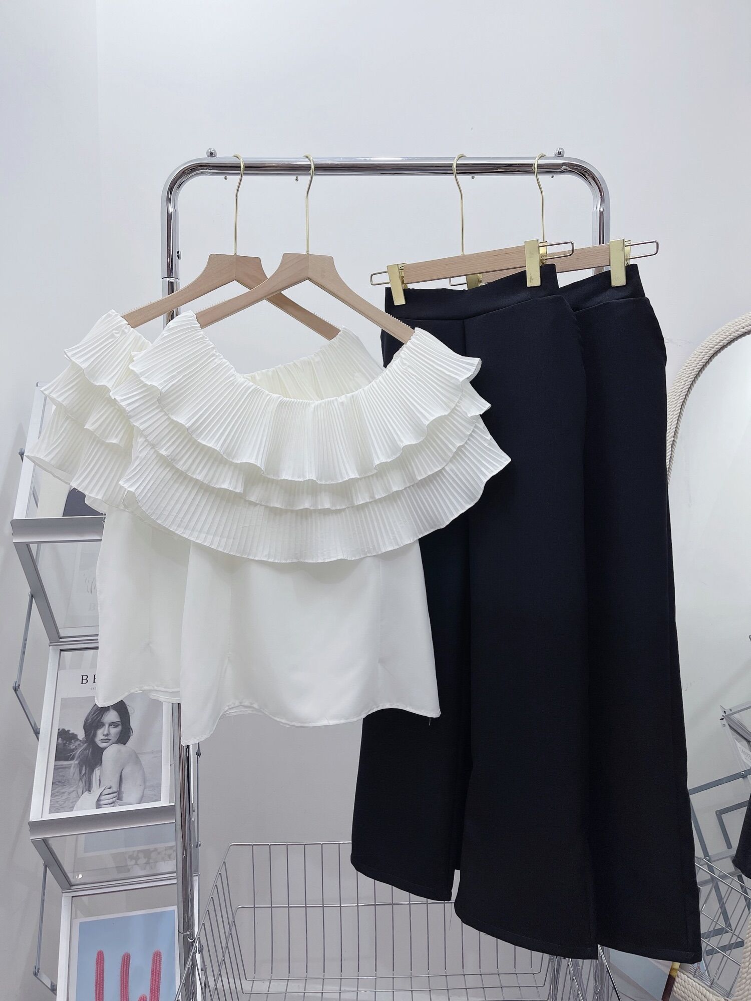 SÉT ÁO DẬP LY MIX QUẦN ỐNG SUÔNG TL01