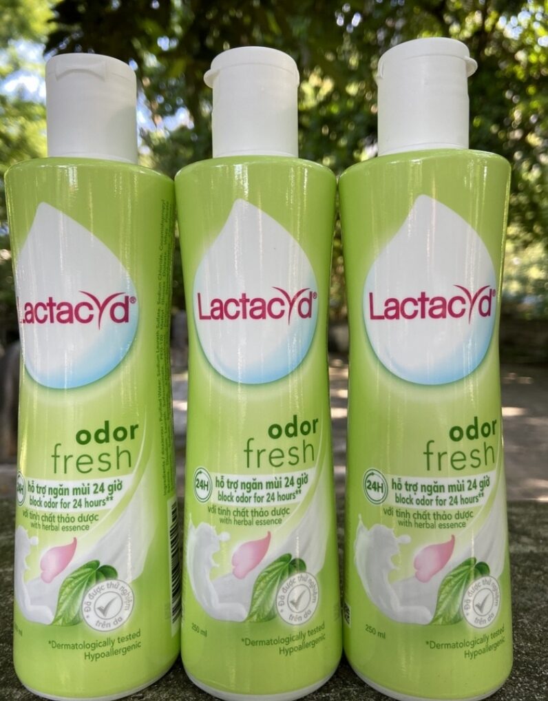 DUNG DỊCH VỆ SINH LACTACYD 250ML
