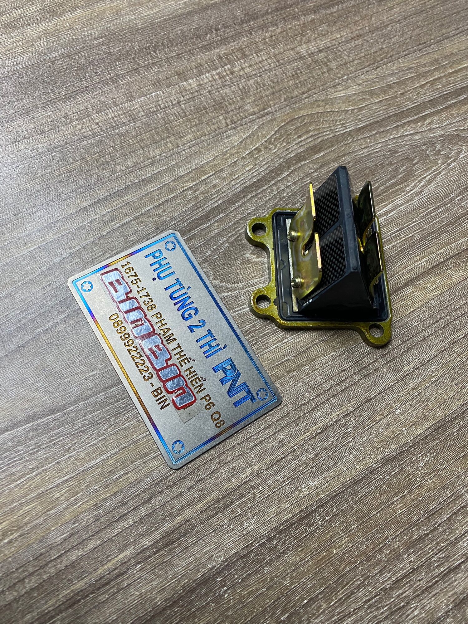 LƯỠI GÀ SPORT CACBON - RGV