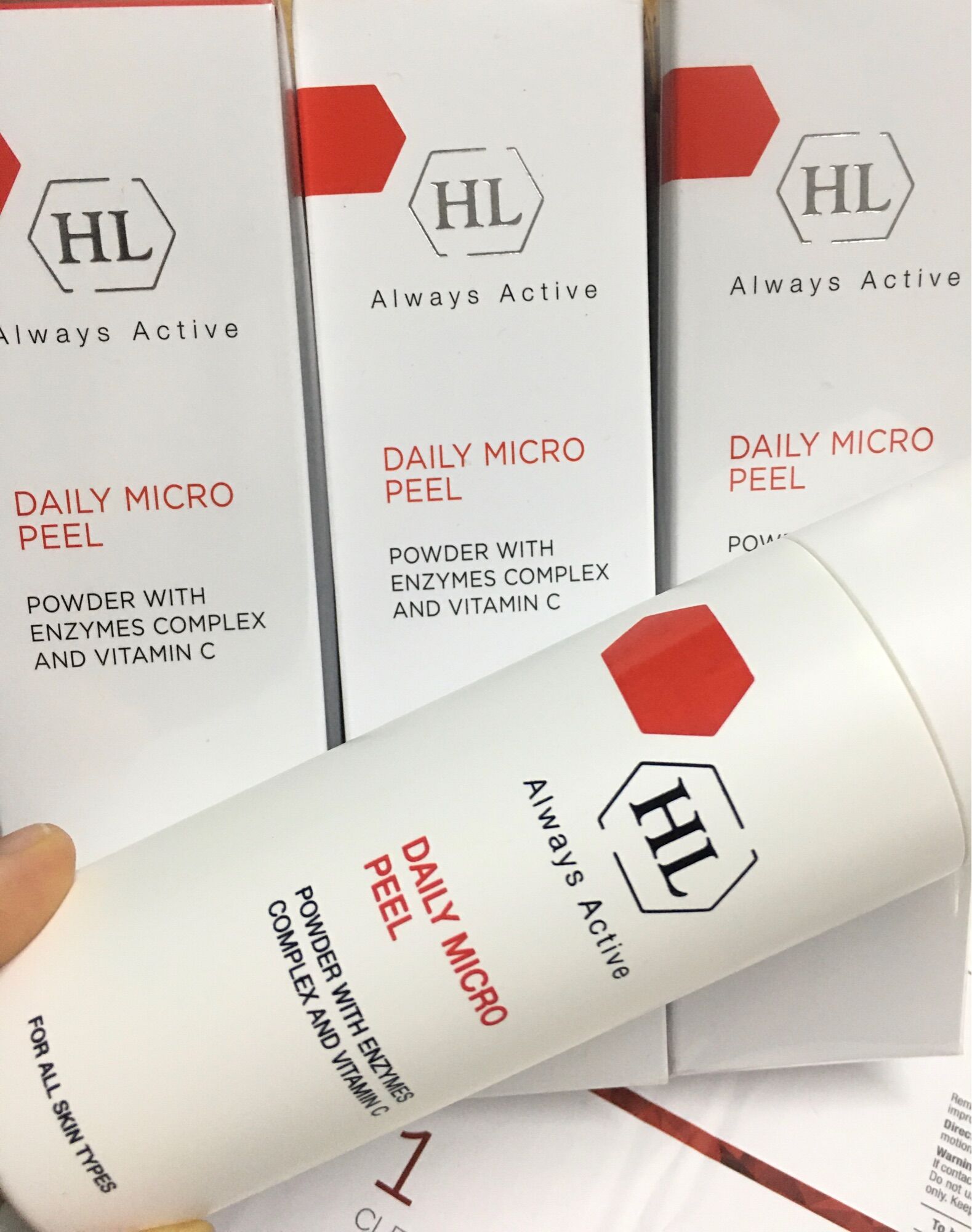 Tẩy da chết tẩy tế bào chết làm mềm mịn da Daily micro peel HL holy land 20g