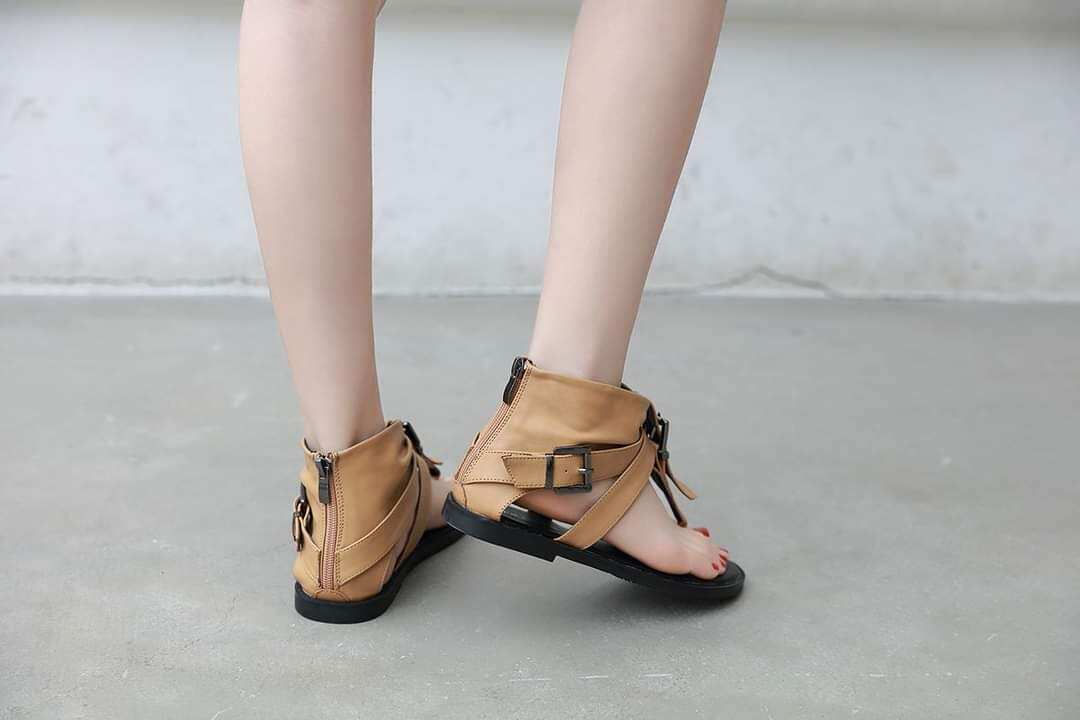 Giày sandal Nữ chiến binh xỏ ngón phối khóa(N44)
