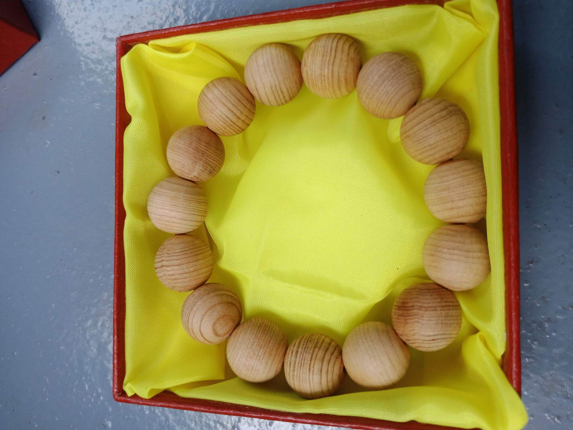 vòng tay -tràng hạt gỗ ngọc am