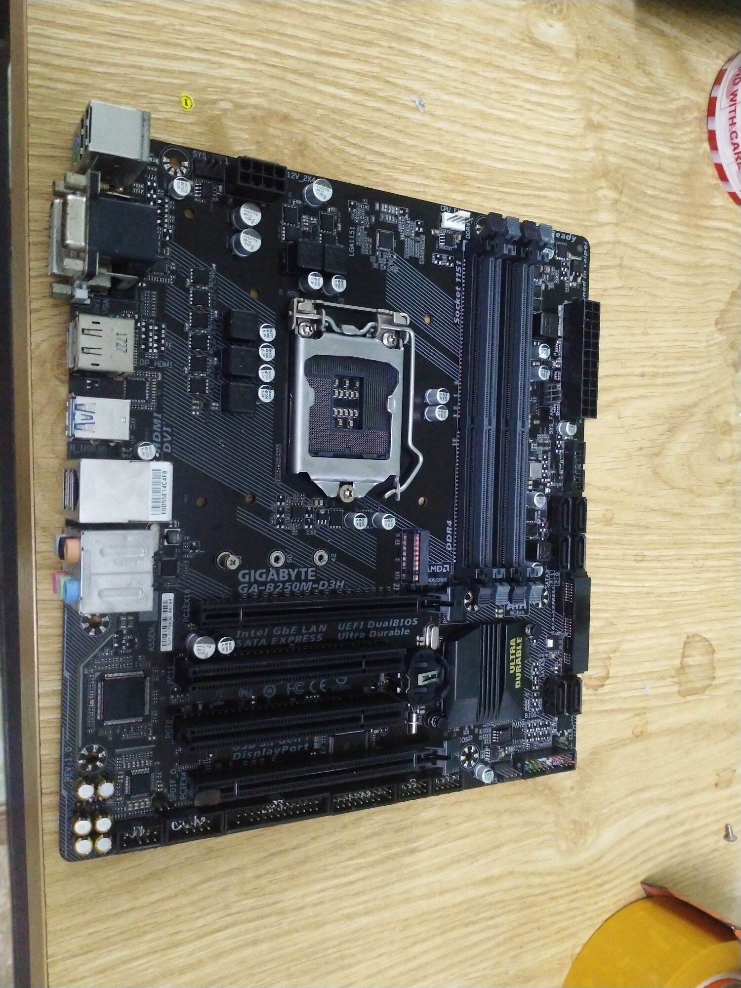 mainboard gigabyte b250  (4khe)