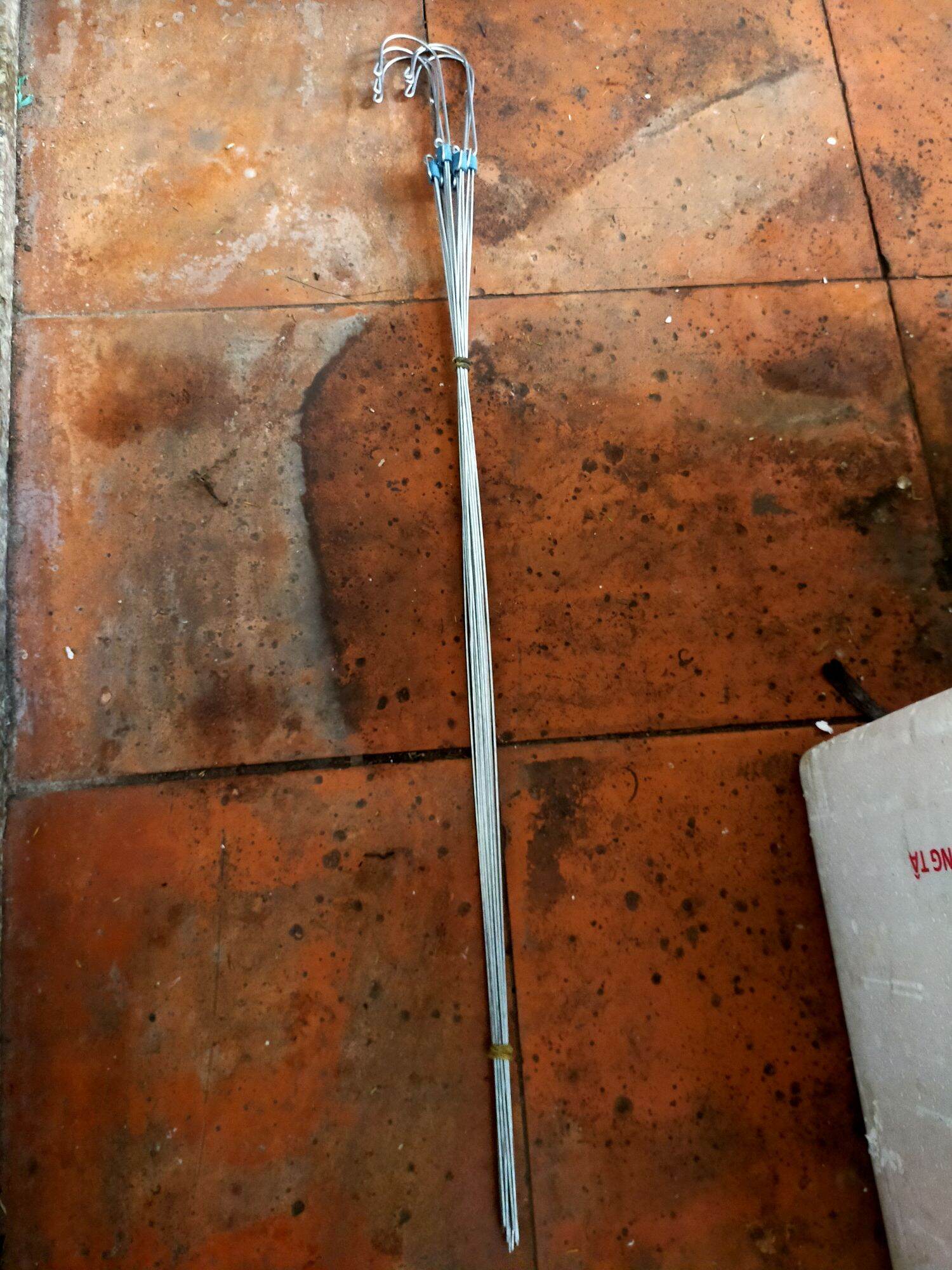 Móc treo chậu trồng lan dài 78 cm