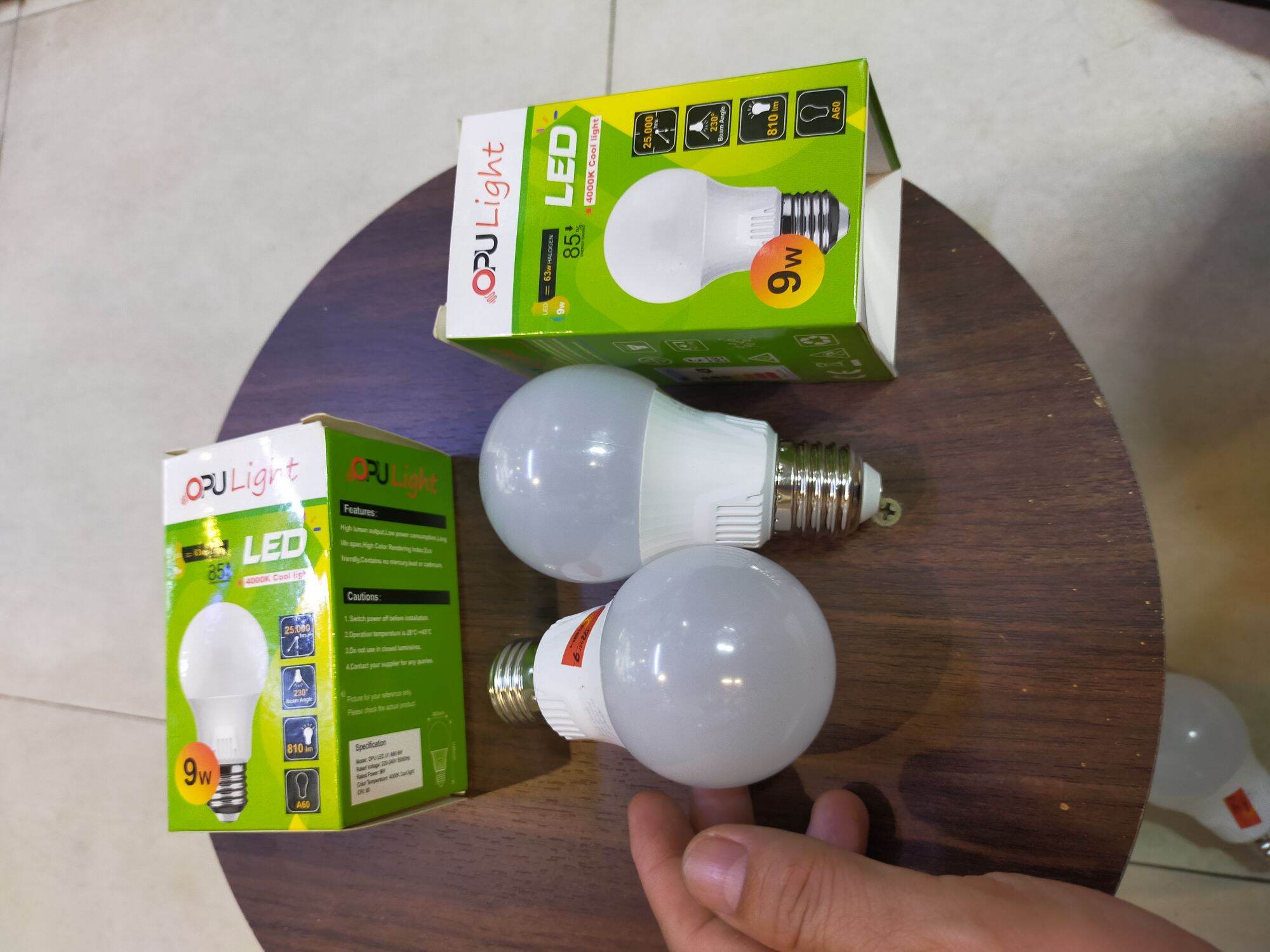 Bóng led 9w trung tính đui e27