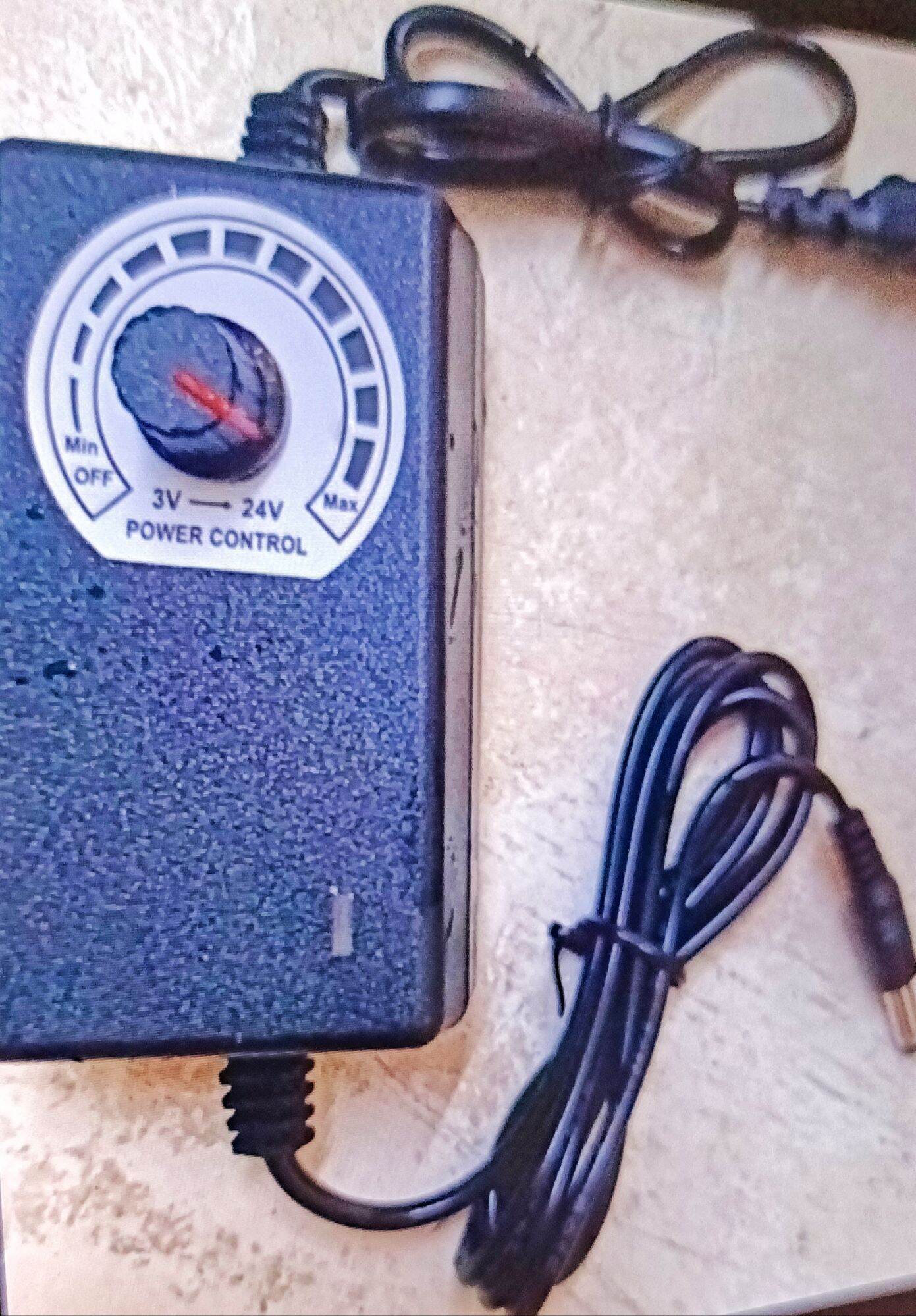 Nguồn adapter chỉnh được công xuất tối thiểu từ 3v1a tới 24v1a dung cho led