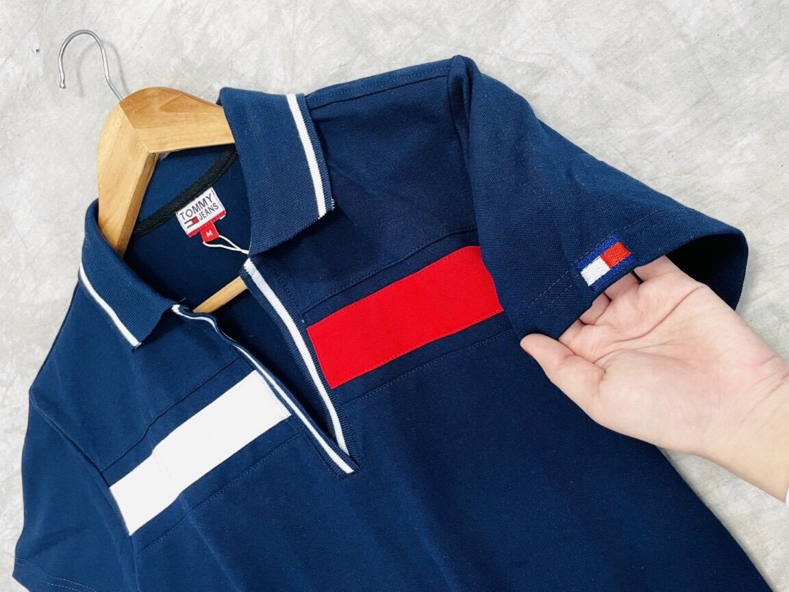 Đầm thể thao Tommy trẻ trung cá tính
