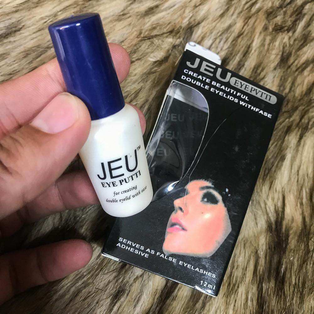 Keo dán mi JEU