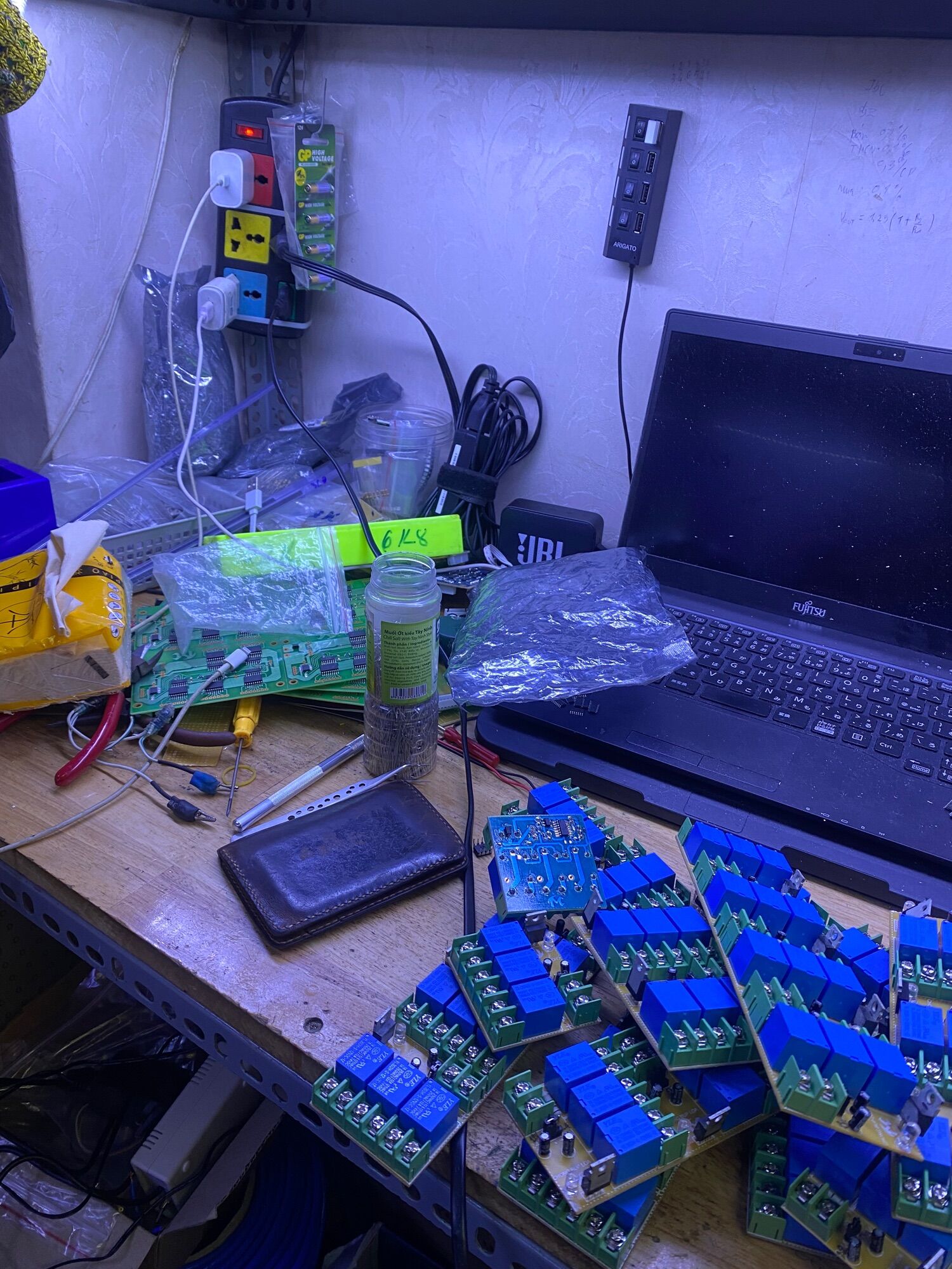 Mạch chống bụp loa 2.0 hoặc 2.1