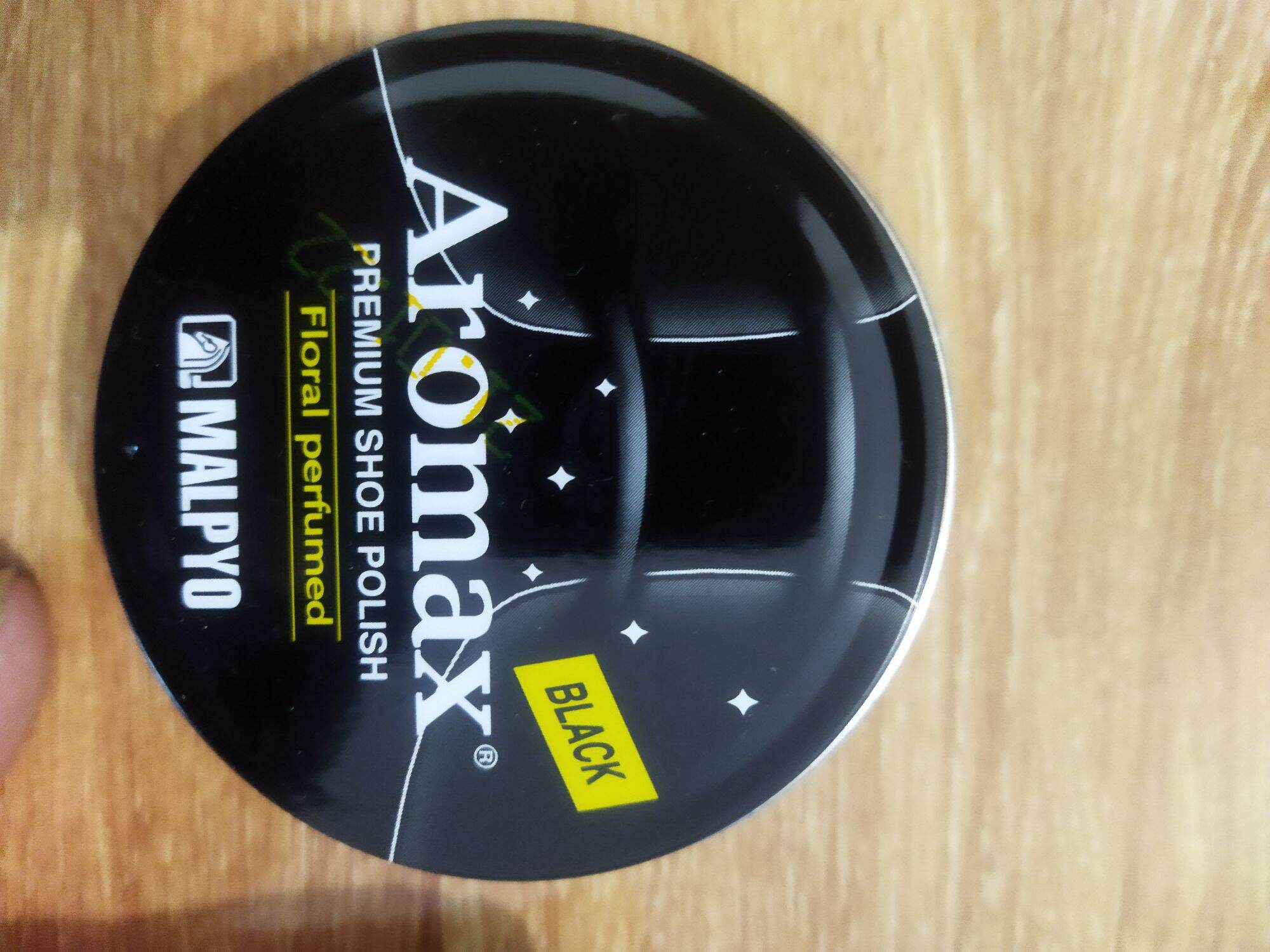 xi đen hàn quốc Aromax + bàn chải đánh giầy PT19