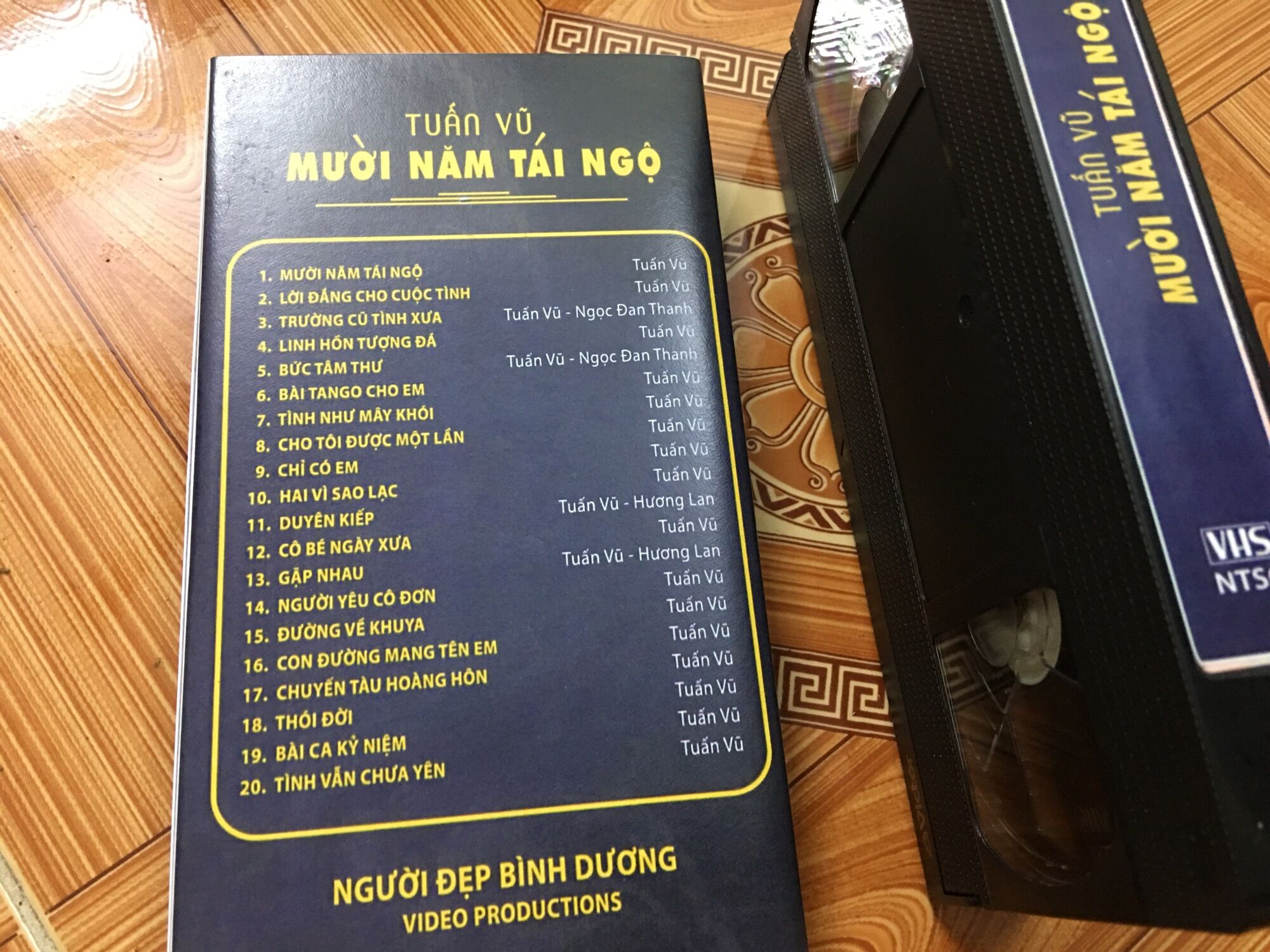 Băng VHS có chương trình