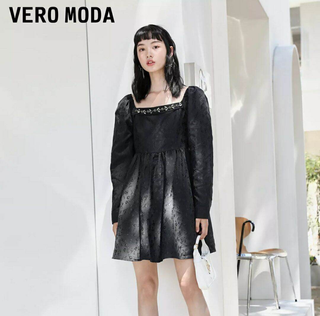 [SIZE M] Vero Moda Đầm gấm tay phồng cổ vuông đính đá