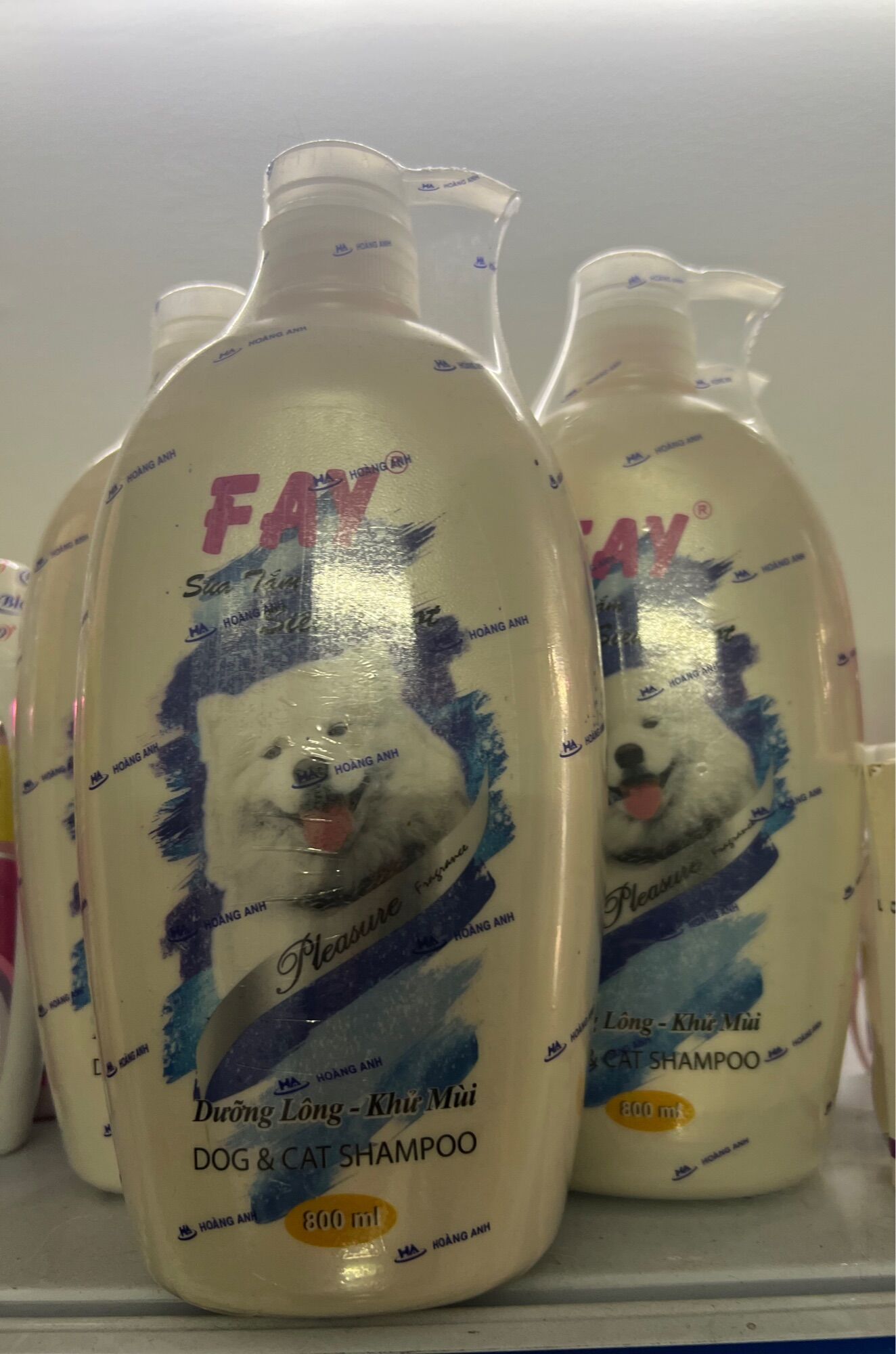 Sữa tắm cho chó fay dưỡng lông siêu mượt hương pleasure chai 800ml