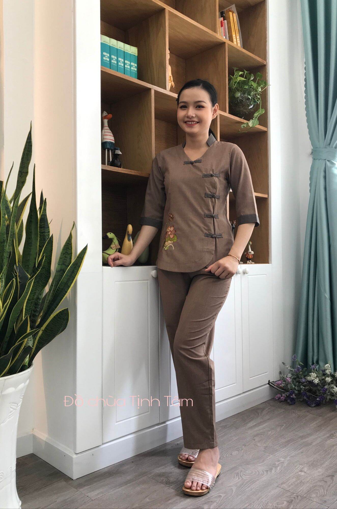 SET PHÁP PHỤC ĐI CHÙA THÊU HOA 5 NÚT