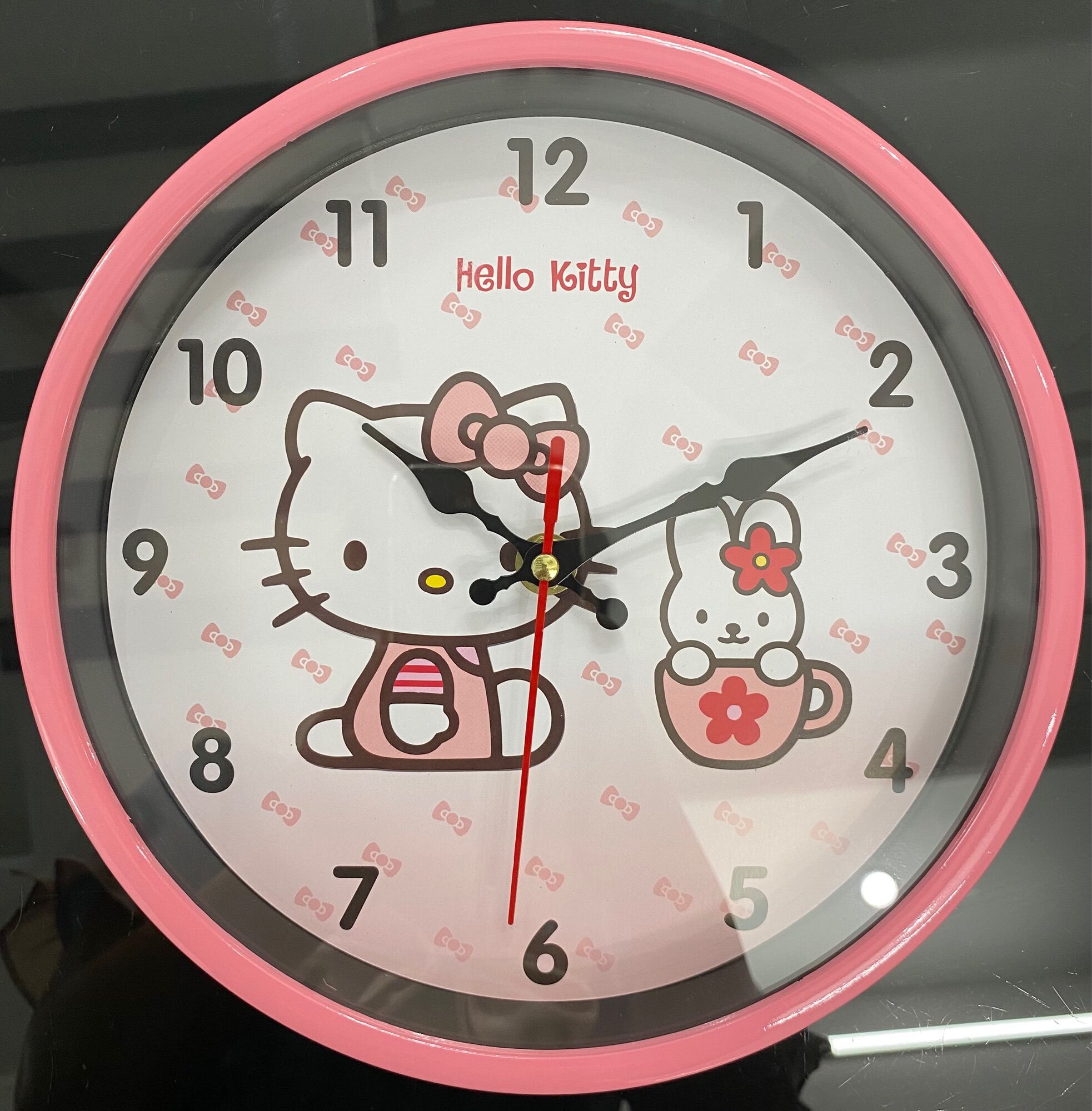 Đồng hồ treo tường tròn 22cm hello kitty