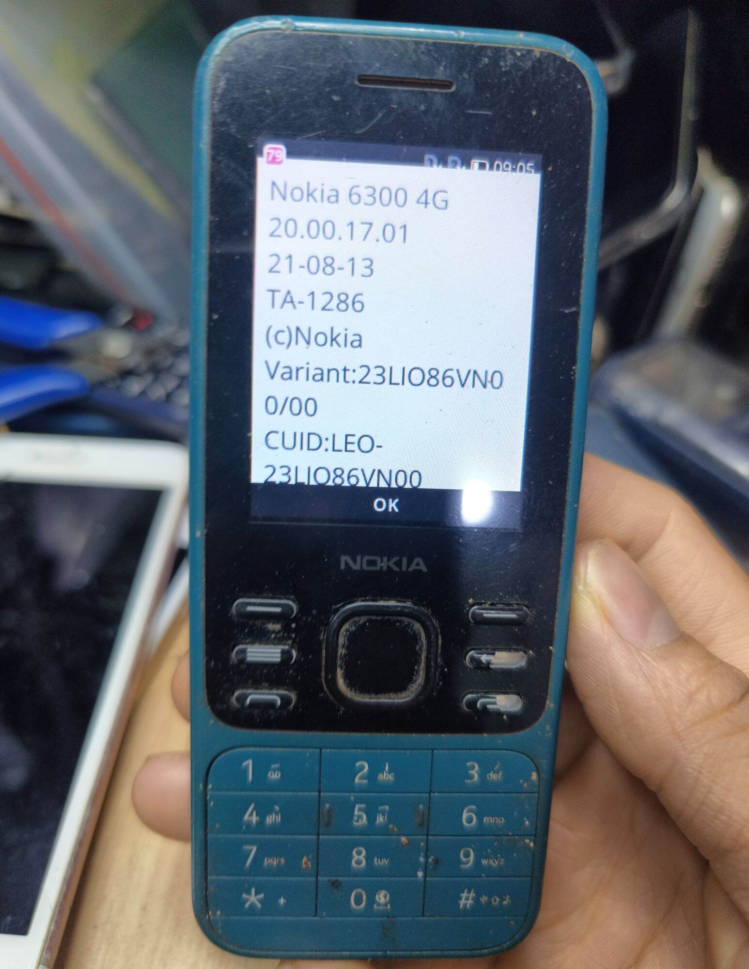 Cụm Nokia 6300 4G còn dùng Vỏ trầy