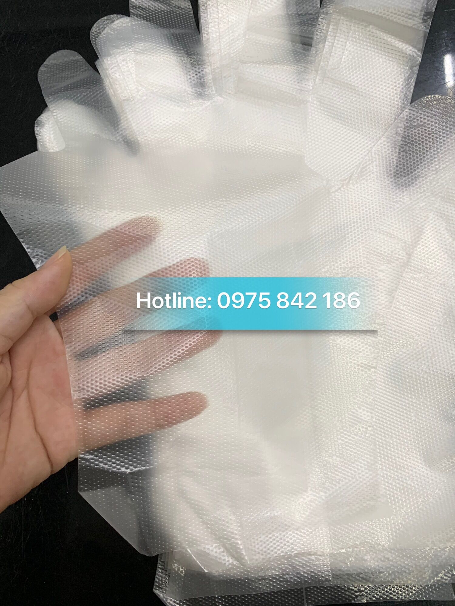 100gr bao tay nilon (khoảng 70-76c), gang tay nilon dùng 1 lần