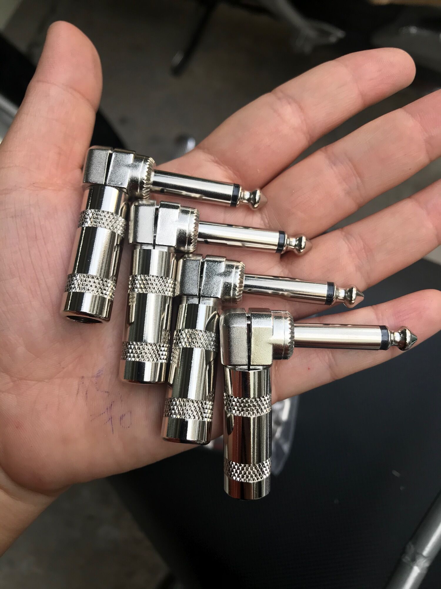 Rắc 6 ly cong inox