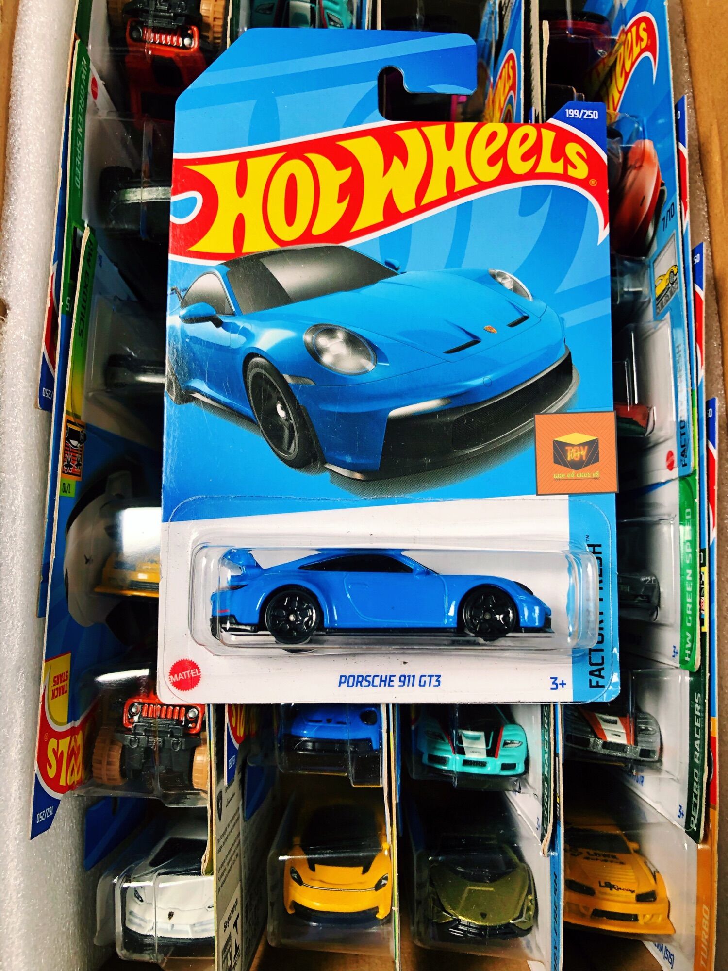 Xe mô hình hot wheels tỉ lệ 1:64 "porsche 911 gt3"