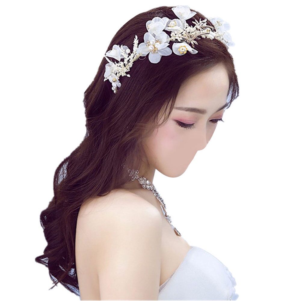 Vòng hoa đội đầu xinh xắn