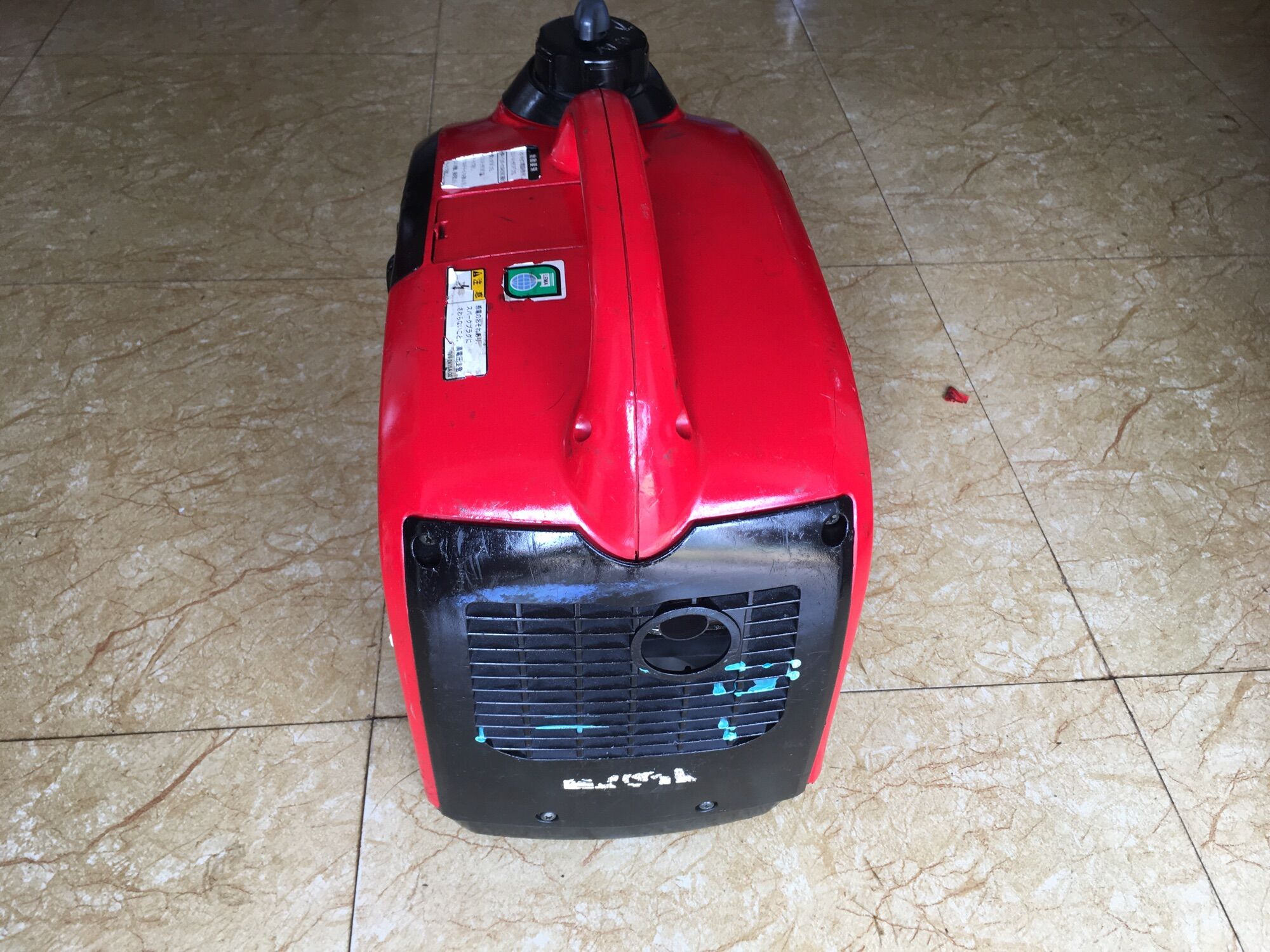 Máy phát điện inverter Shindaiwa IEG900M
