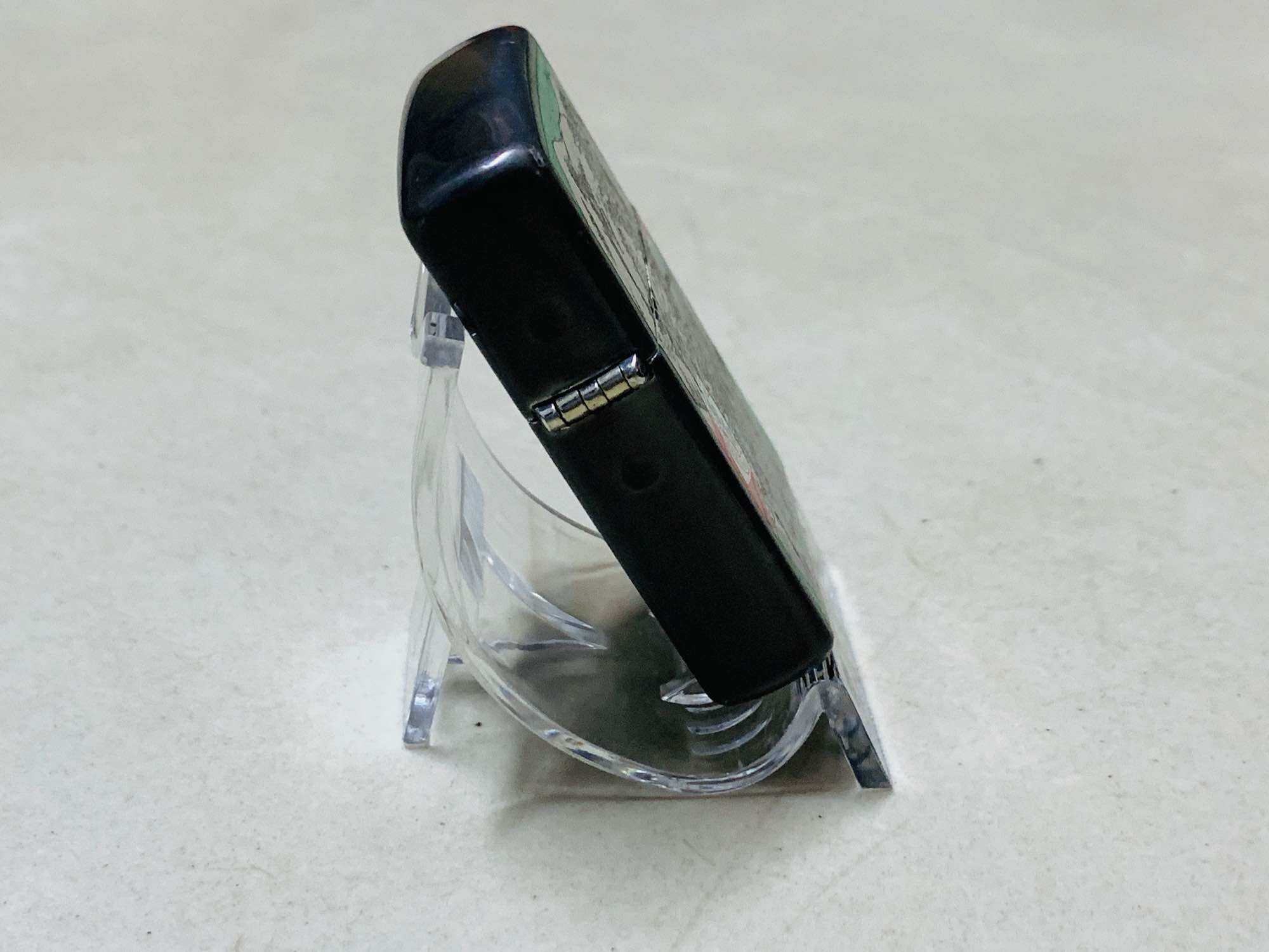 Đế Mica trưng bày zippo