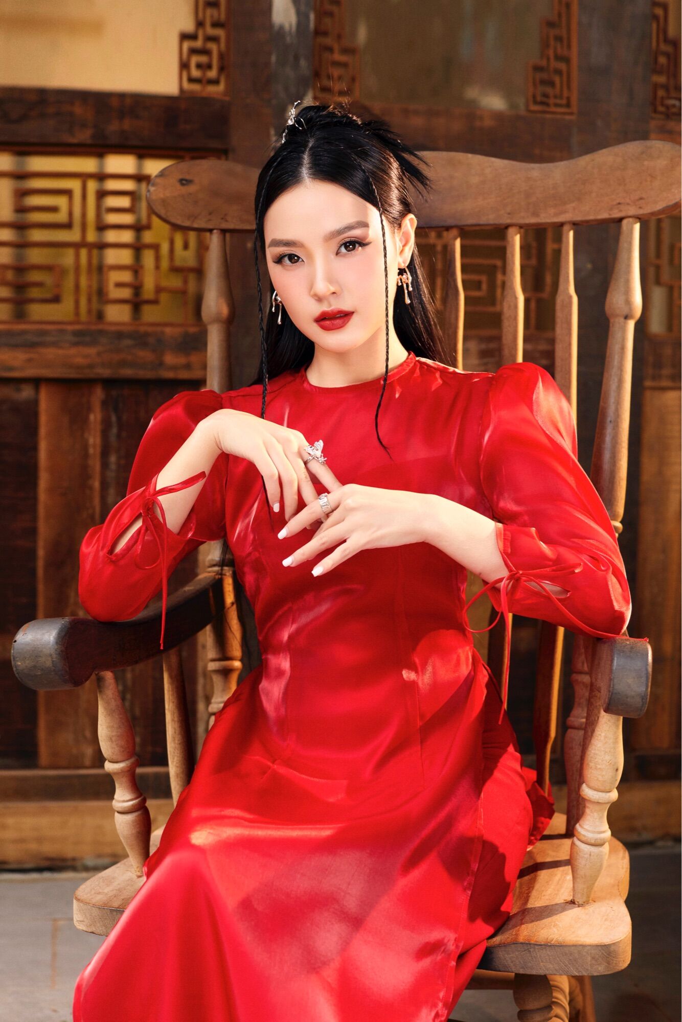 Lalla - áo dài tay lỡ cổ tròn nữ