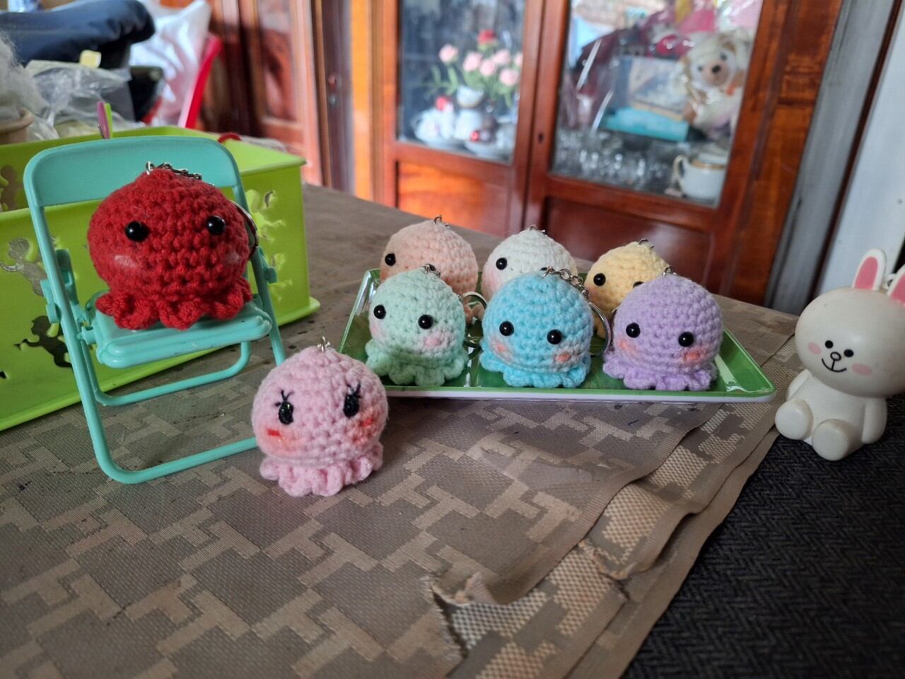 Móc khóa bạch tuộc len handmade