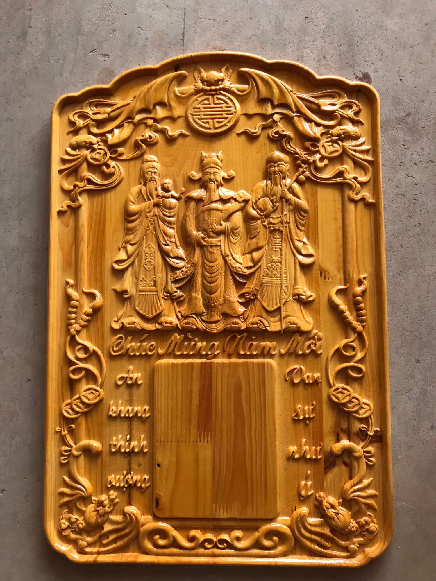 Tranh gỗ Lốc Lịch Đẹp